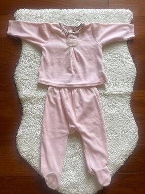 Burberry Soft Pink Baby Pajama Set - Cozy Two-Piece Sleepwear